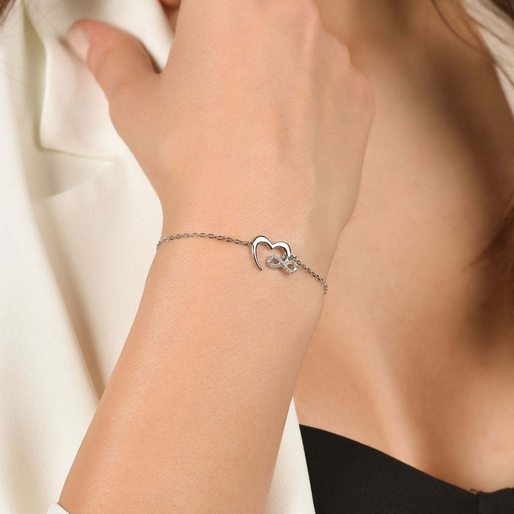 BRACCIALE IN ARGENTO CON CUORE E INFINITO Melitea