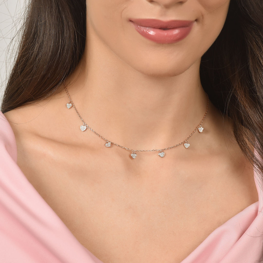 COLLANA IN ARGENTO IP ROSE CON CUORI CON CRISTALLI BIANCHI Melitea