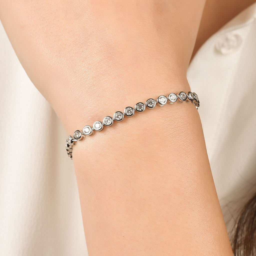 Silver tennis bracelet with Melitea round crystals